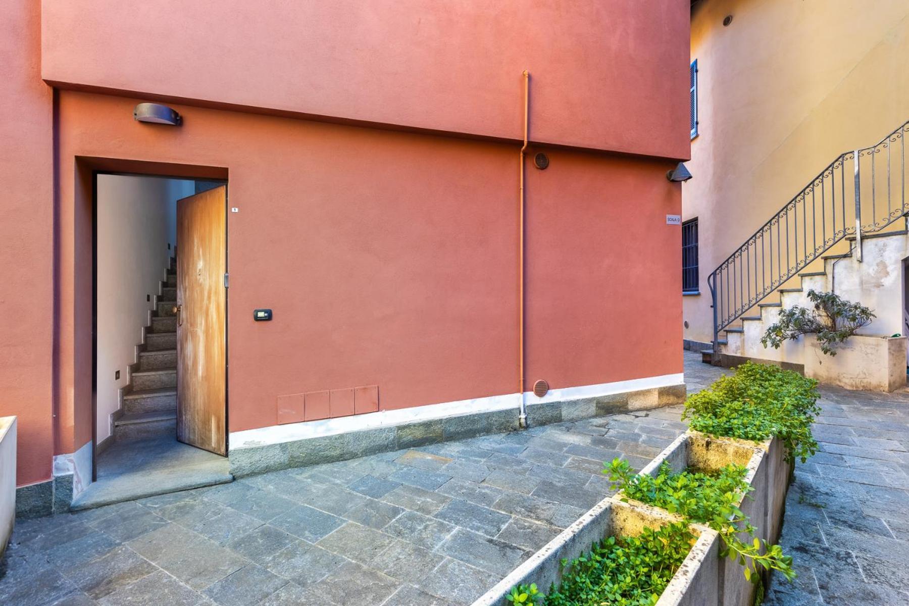 Strepitoso Loft Con Vista Duomo Apartment Alba  Exterior photo